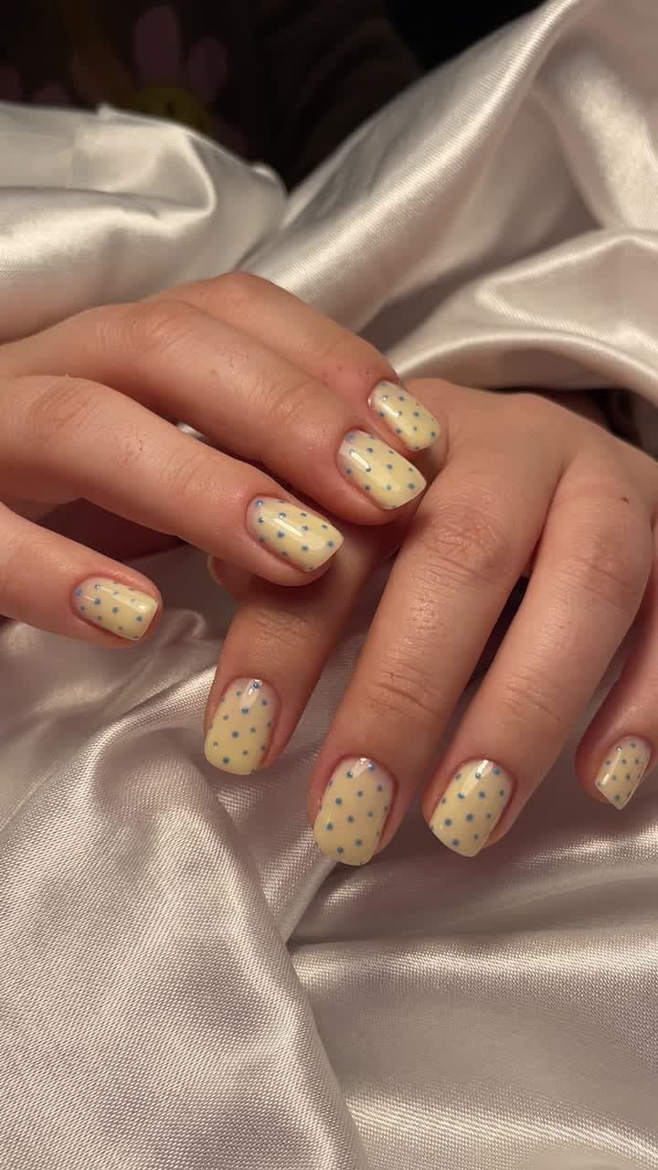 Nail application at the Bulut Nail Room studio